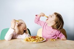 饮食不均很导致儿童视力不良